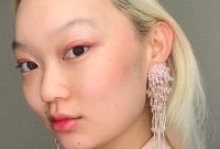 Matching Earrings and Necklaces for a Complete Look Matching Earrings and Necklaces for a Complete Look