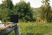 Understanding Consumer Behavior in the Health Shopping Category Understanding Consumer Behavior in the Health Shopping Category