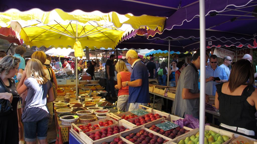 How to Market Jewellery to Modern Shoppers