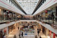 Shopping for the Future Without Losing the Human Touch Shopping for the Future Without Losing the Human Touch