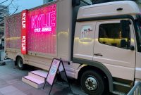 Using Video Tours to Market Pre-Owned Vehicles Using Video Tours to Market Pre-Owned Vehicles